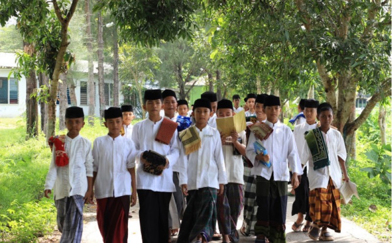 Nur Ul Ilmi Kar-awang